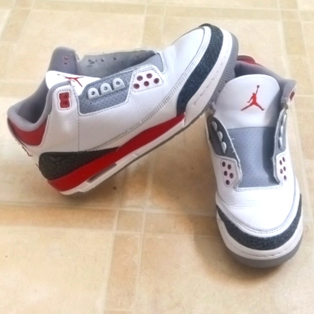 Jordan 3  2022 Nike edition